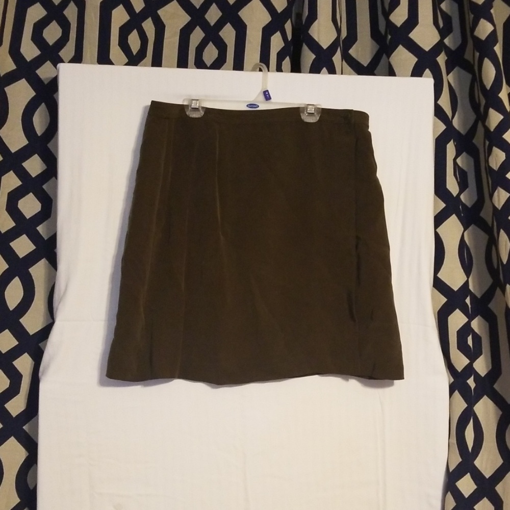 NWT Moss Green Silk Jones New York Skirt